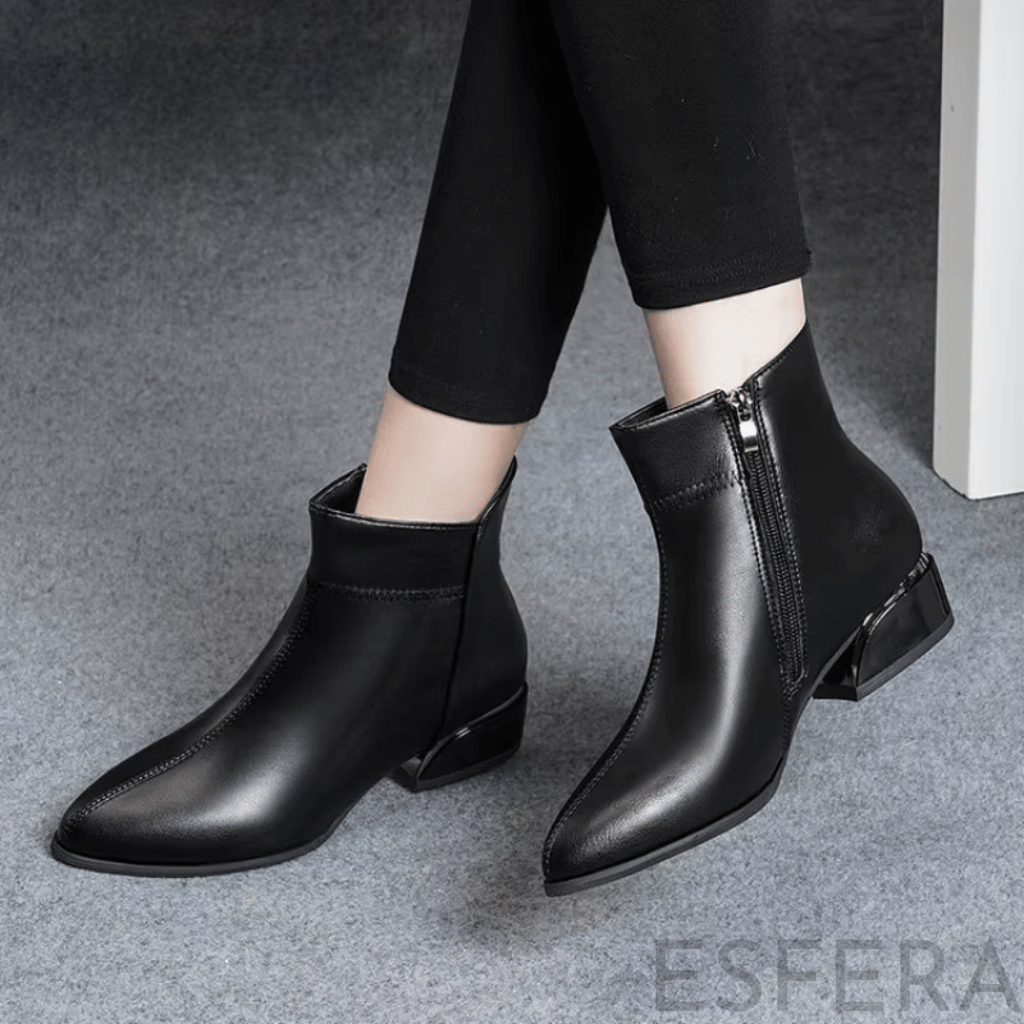 Bota Mulher Cano Curto Bico Fino com Salto Quadrado Preto