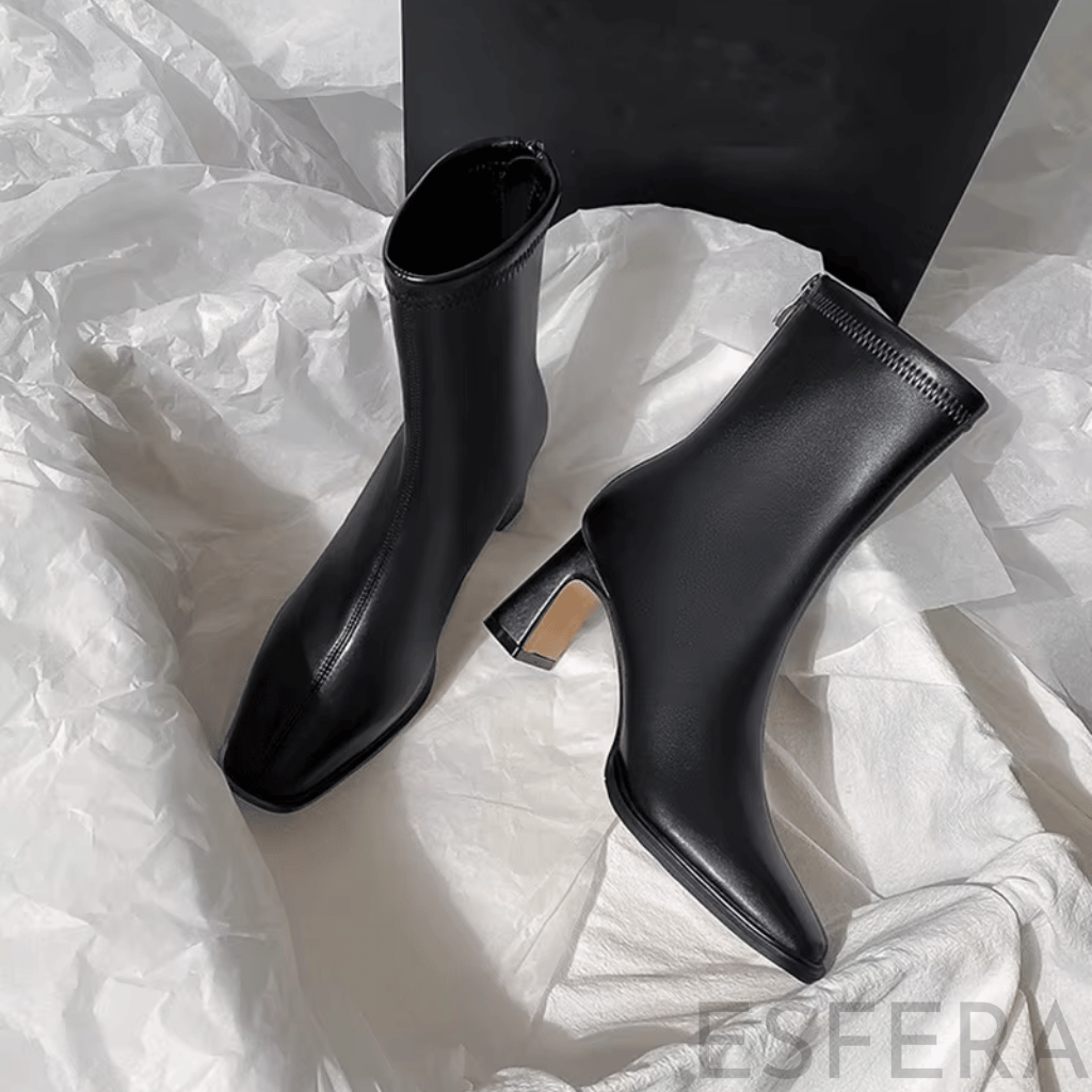 Bota Mulher Cano Curto com Salto Quadrado e Biqueira Quadrada Preto