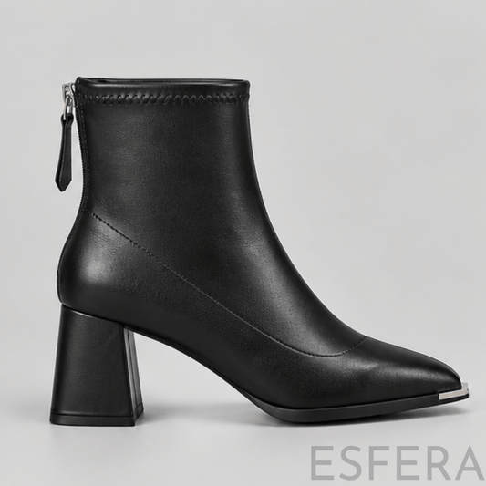 Bota Mulher de Cano Médio com Salto Alto e Fecho Traseiro | Preto