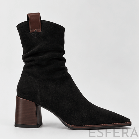 Bota Mulher em Nobuck com Salto Quadrado Preto