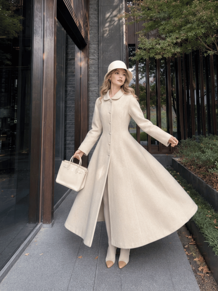 Casaco Sobretudo de Lã Mulher com Corte Evasé Off-white