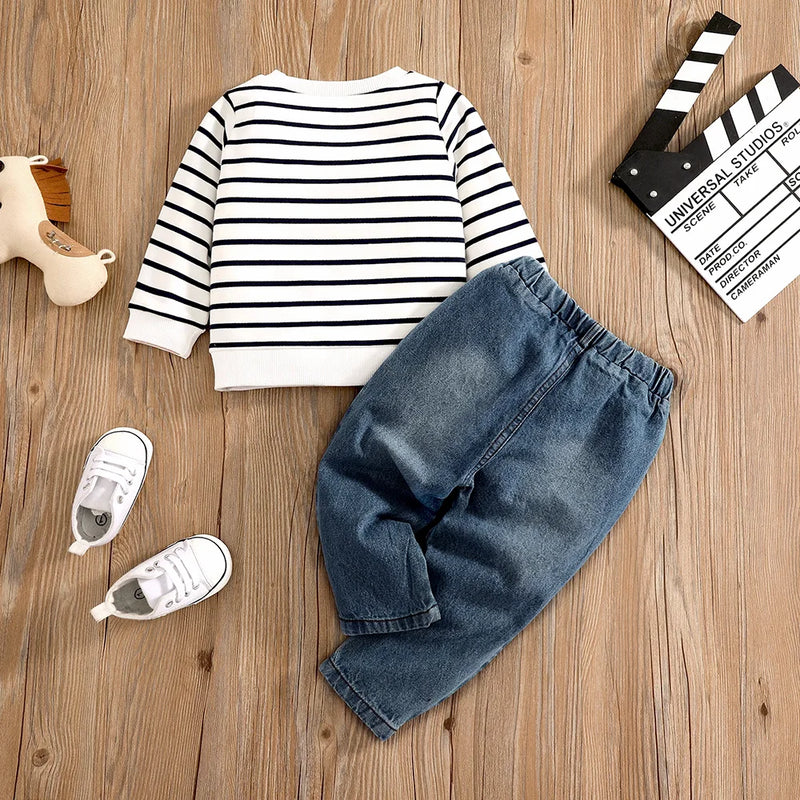 Conjunto listrado de elefantes para meninos e meninas