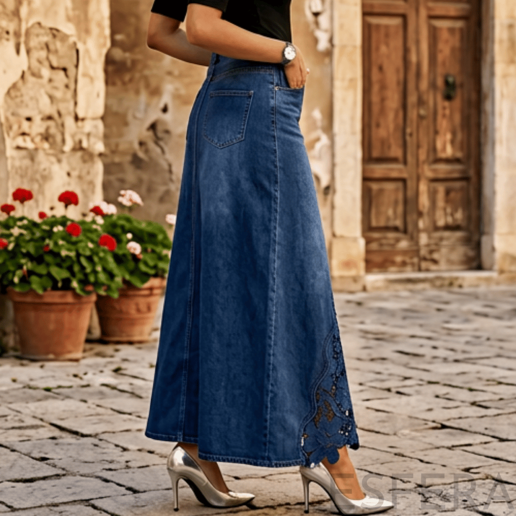 Saia de Ganga Comprida com Renda Floral Azul Escuro